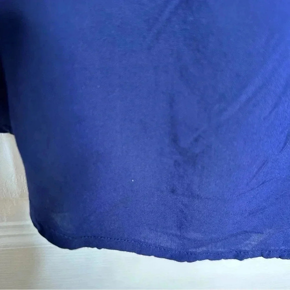 Old Navy Blouse Semi-sheer Buttons Blue Size  Large - Picture 15 of 16
